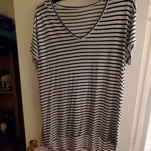 Ava & Viv Hi Low Tshirt